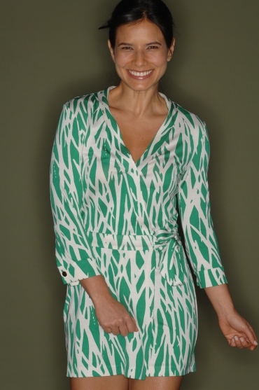 ZORAYA 5'4" Size: 2 Petite
34B-24-34
Shoe: 6
Hair: Brown
Eyes: Brown