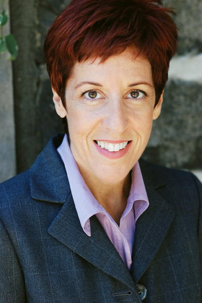 DONNA CONEY ISLAND 5'4" Size: 2
Hair: Auburn
Eyes: Brown
Shoe: