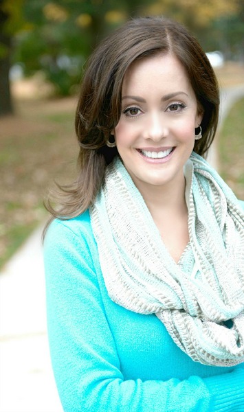 CARRIE BARCLAY 5'5" Size: 6
BUST: 34B
Waist: 27
Hips: 37
Hair: Brown
Eyes: Brown
Shoe: 6B
SAG/AFTRA