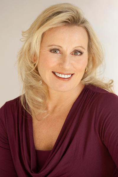 KATHLEEN CHRISTIE
5'8" Size:8
Bust: 36.5
Waist: 29.5
Hips: 39
Hair: Blonde
Eyes: Brown
Shoe: 9.5