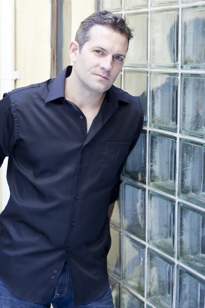 ANTHONY FERDINAND Height: 6'1" Suit: 40L Shirt: 16 1/2 x 35 Waist: 33 Inseam: 34 Shoe: 12 Eyes: Brown Hair: Brown