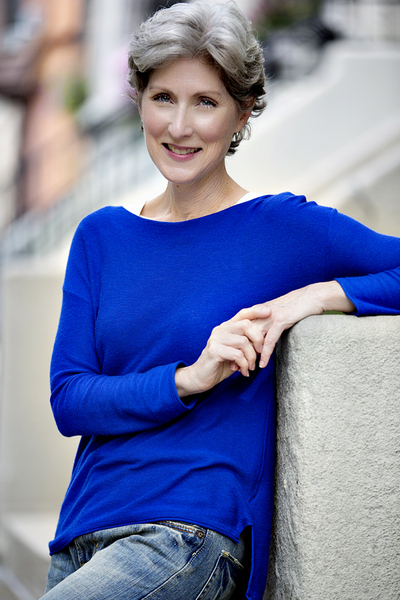 KATHIE YOUNG
5'6.5" Size: 2
Bust: 32
Waist: 25
Hips: 34.5
Hair: Gray
Eyes: Green
Shoe: 6B