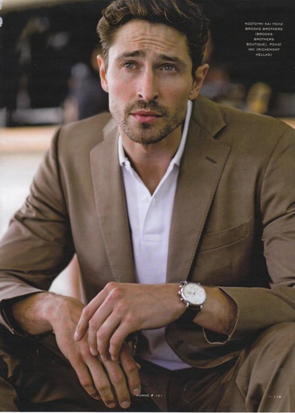 JONATHAN ZAKUS
6'3" Suit:42l Shirt: 15.5-33 Waist:32 Inseam:34 Shoe: 11.5