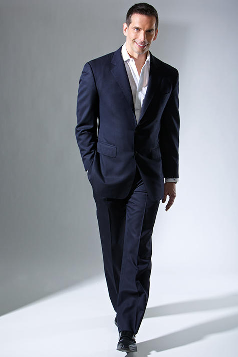 Matt McKean, 
Height: 6'2.5"
Suit: 44XL
Shirt: 36
Pant: 34
Shoe: 11.5