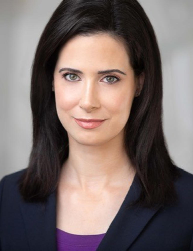 KRISTEN SCHIANO 5'8" Size: 4 Bust: 32B Waist: 26 Hips: 35 Shoe: 
Hair: Dk. Brown Eyes: Green