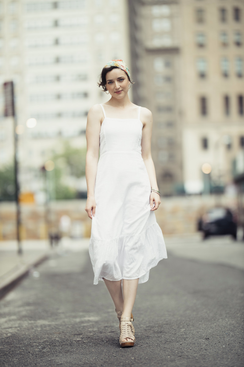 ANELISA 5'8" 
Size: 2-4
32-25-35
Shoe:7.5
Hair: Brown
Eyes: Blue