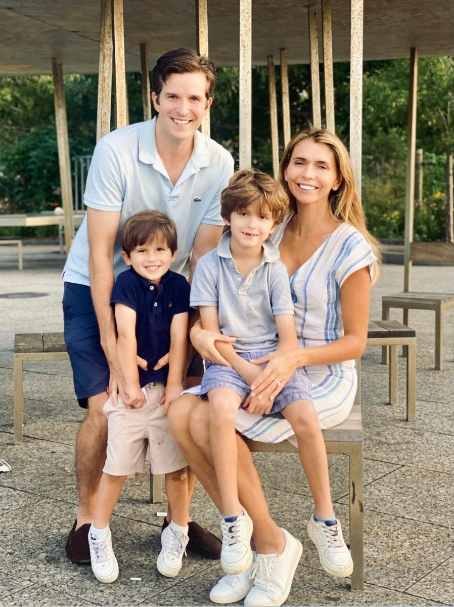 THOMAS FAMILY

Harvey DOB 2015
Henry  DOB 2018