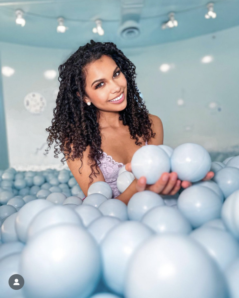 Model: GABBY ORTEGA