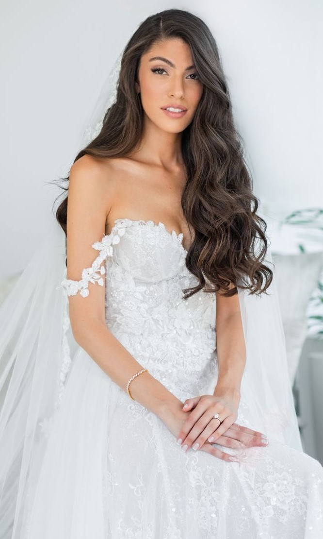 TAL BEN 5'11" Size 4 Bust 32A Waist 25 Hip 36 Shoe 9 Hair Brown Eyes Brown