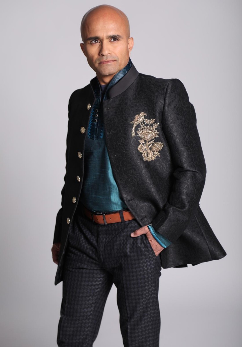 JOY MUKHERJEE  5'5" Suit: 38S  Waist: 28  Inseam 28  Shoe: 8  Eyes: Brown