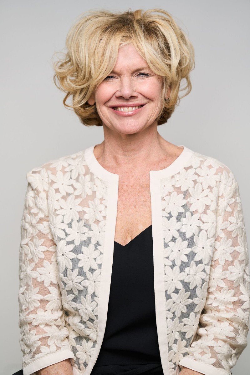 GRETCHEN ALLISON  5'7"