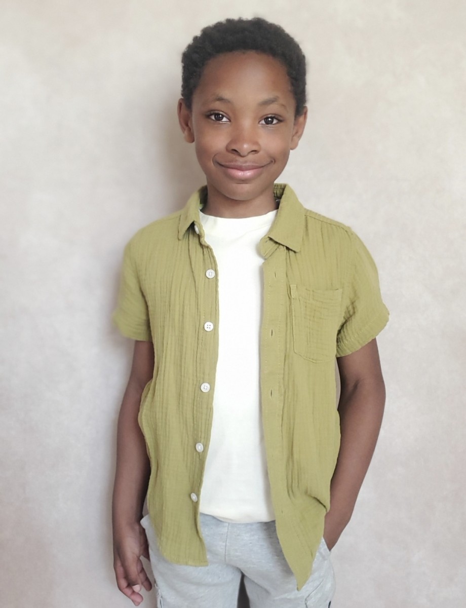 Elijah Age 9  Size 7-8