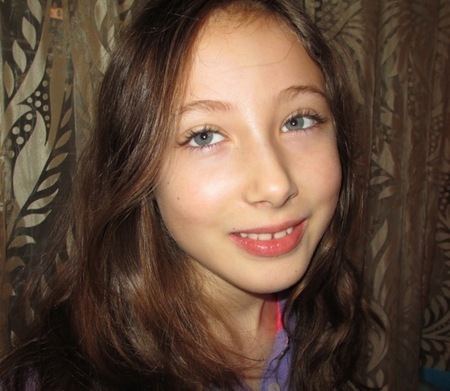 GWEN C. -- D.O.B. 2004 -- Hair: Dk. Blonde -- Eyes: Blue