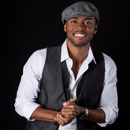 RICO KING 6'2" Suit: 42R Shirt: 15.5-35 Waist: 32 Inseam:34 Shoe:12 Hair: Brown Eyes: Brown