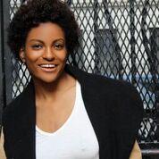 SHANIQUE 5'9" Size:2 Bust: 33 Waist: 26.5 Hips: 34 Shoe: 9-10 Hair: Dk. Brown Eyes: Brown