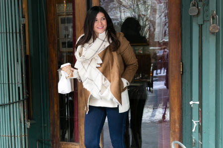 CRISTINA SACCHI 5'10" Size: 6-8 Bust: 36 Waist: 27.5 Hips: 36.5 Shoe: 8.5 Hair: Brown Eyes: Brown