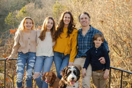 Corinne  age 15
Claire      age 13
Hank       age 9
Pets  Wolfie & Rosie  